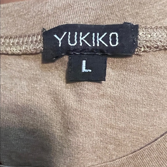 Yukiko Tan Floral Butterfly Women's Tee - Picture 2 of 3